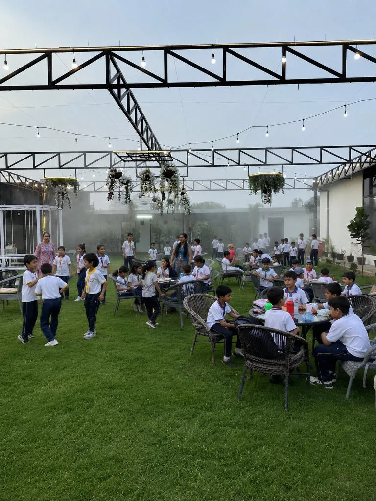 School nature picnic